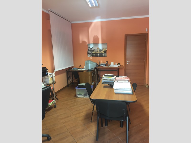 Bilocale in Vendita a Palermo, zona Università / Ernesto Basile, 85'000€, 35 m²
