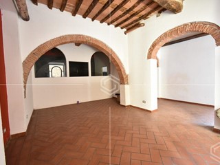 Immobile commerciale in Vendita a Pisa, 170'000€, 80 m²