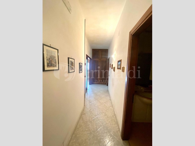 Casa Indipendente in Vendita a Galatone, 160'000€, 218 m²