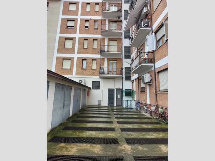 Box in Vendita a Piacenza, 16'000€, 12 m²