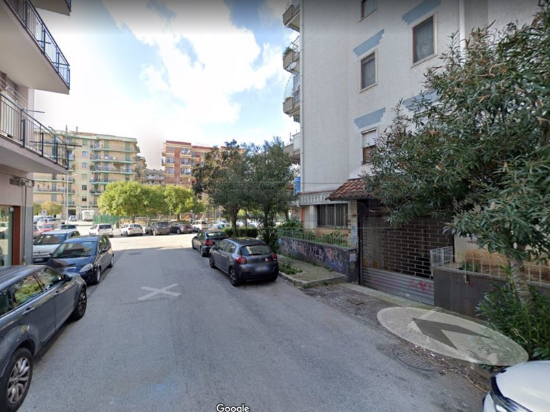 Box in Vendita a Salerno, zona TORRIONE, 27'000&euro;, 23 m²