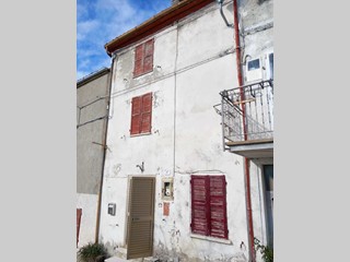 Casa Semi Indipendente in Vendita a Sant'Agata Feltria, 15'000€, 70 m²