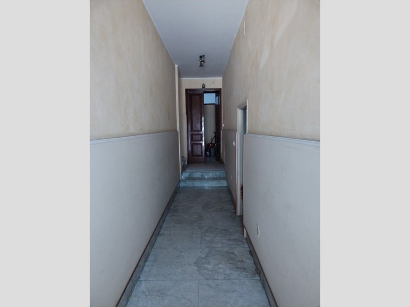 Bilocale in Vendita a Caltagirone, zona via Roma, 23'000€, 45 m²