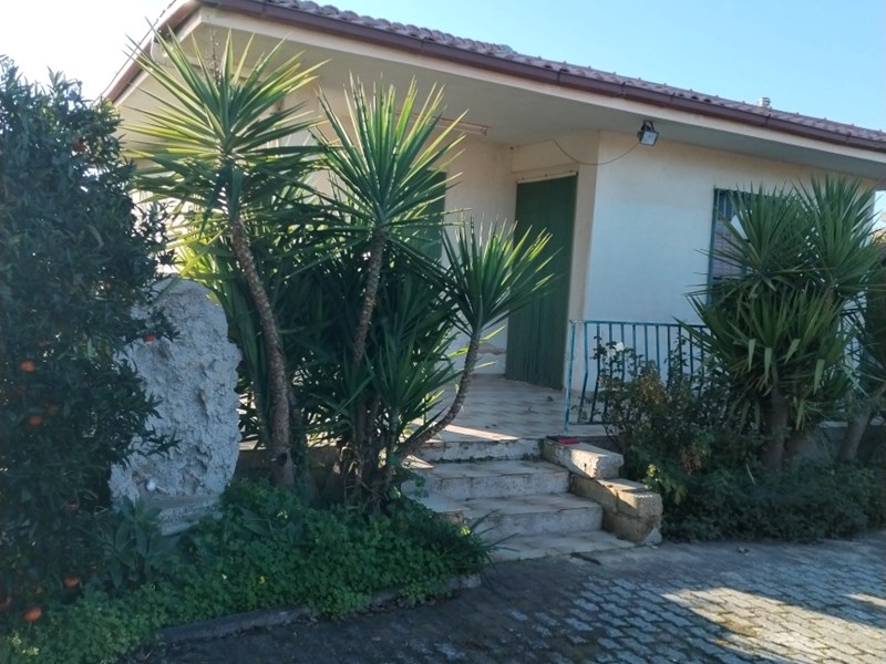 Casa Indipendente in Vendita a Grammichele, zona C.da Piano della Croce , 110'000€, 200 m²
