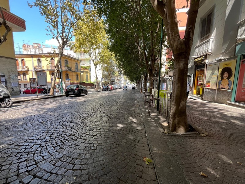 Negozio in Vendita a Napoli, 260'000€, 25 m²
