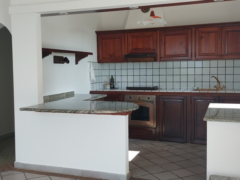 Appartamento in Vendita a Castelnuovo Magra, 185'000€, 300 m²
