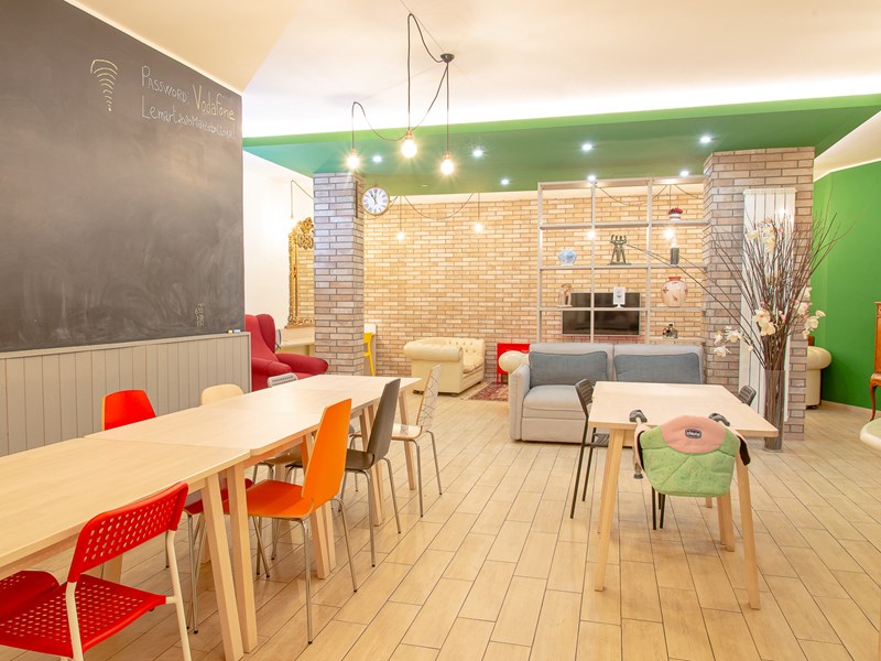 Villa in Affitto a Milano, zona via privata marzabotto 12, 700€, 15 m²