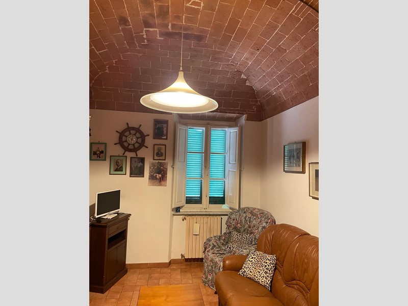 Trilocale in Vendita a Terricciola, 135'000€, 105 m²
