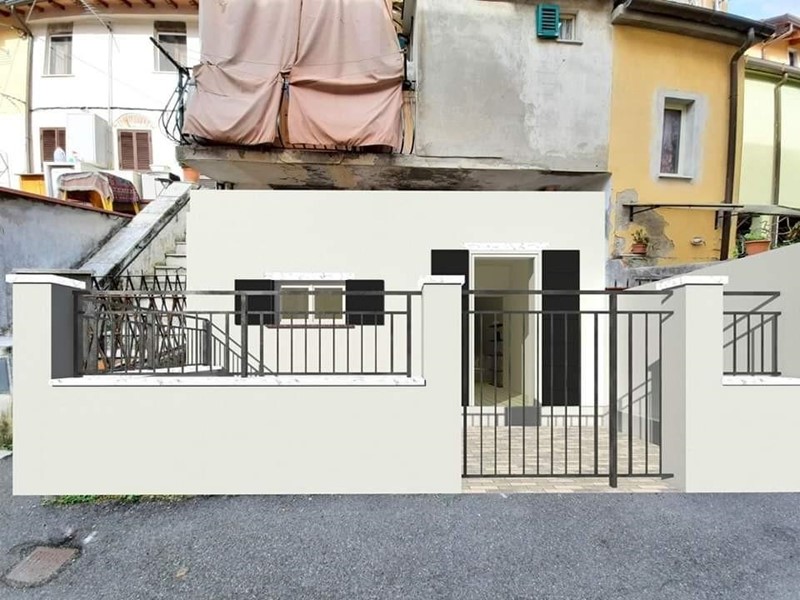 Quadrilocale in Vendita a Massa, 100'000€, 75 m²