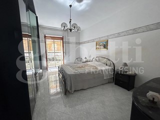Quadrilocale in Vendita a Canosa di Puglia, 90'000€, 115 m²