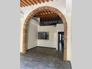 Immobile commerciale in Affitto a Livorno, zona Salviano, 950€, 60 m²