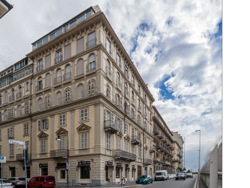 Capannone in Vendita a Torino, zona Centro, 13'000€, 49 m²