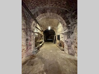 Capannone in Vendita a Torino, zona Centro, 13'000€, 49 m²