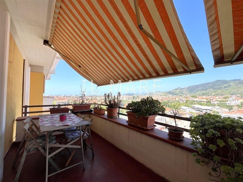 Appartamento in Vendita a Massa, 280'000€, 110 m², arredato