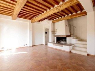 Casa Semi Indipendente in Vendita a Monteroni d'Arbia, 360'000€, 200 m², con Box