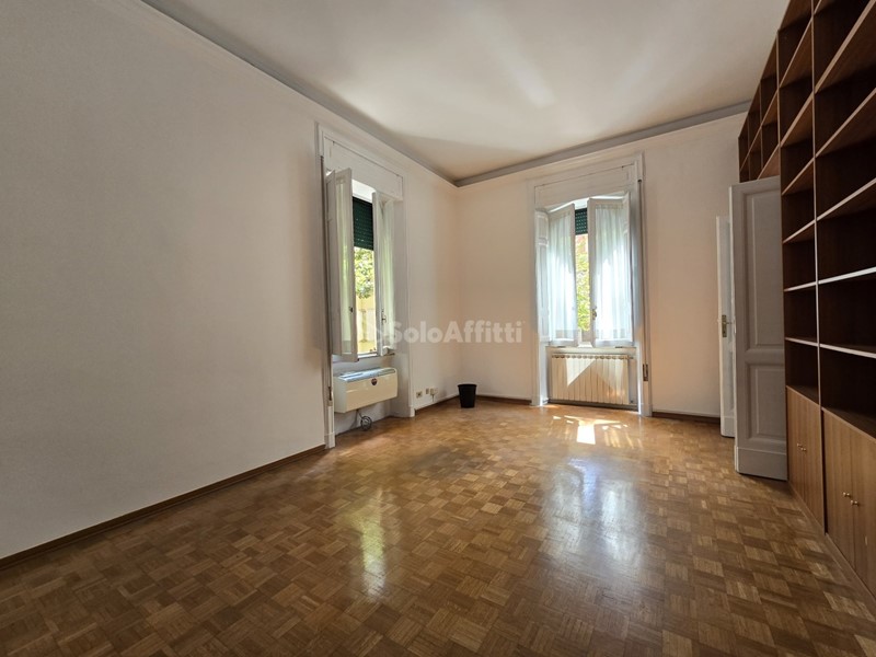 Ufficio in Affitto a Roma, 3'000&euro;, 153 m²