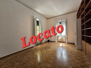 Ufficio in Affitto a Roma, 3'000&euro;, 153 m²