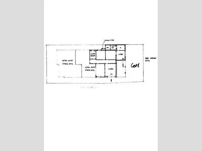 Villa in Vendita a Forte dei Marmi, zona Roma Imperiale, 1'300'000€, 170 m²