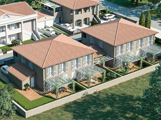 Villa bifamiliare in Vendita a Pontedera, 550'000€, 180 m², con Box