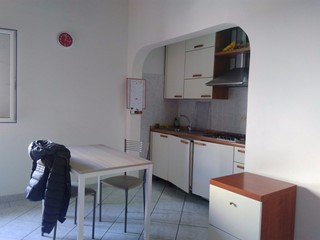 Bilocale in Vendita a Livorno, 68'000€, 45 m², arredato