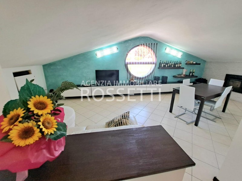 Quadrilocale in Vendita a Cerreto Guidi, 205'000€, 120 m², con Box