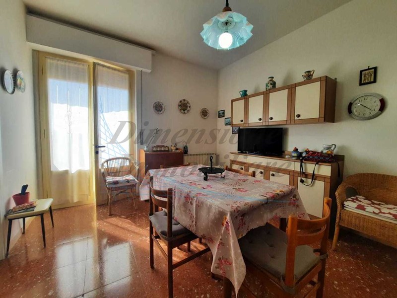 Trilocale in Vendita a Rosignano Marittimo, zona Rosignano Solvay, 150'000€, 65 m²