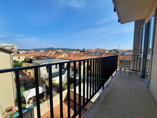 Trilocale in Vendita a Rosignano Marittimo, zona Rosignano Solvay, 150'000€, 65 m²