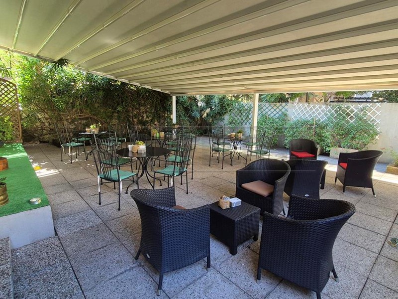 Attività commerciale in Vendita a Vicenza, 50'000€, 130 m², arredato