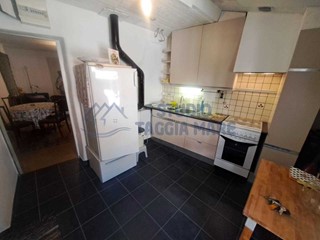 Trilocale in Vendita a Badalucco, 49'000€, 60 m², arredato