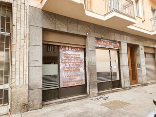 Capannone in Affitto a Torino, zona Lingotto, 750€, 70 m²