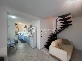 Casa Indipendente in Vendita a Collesalvetti, zona Vicarello, 155'000&euro;, 85 m², arredato