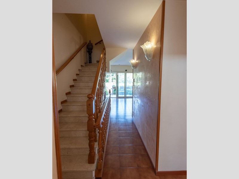 Casa Semi Indipendente in Vendita a Luni, zona Isola, 260'000€, 150 m², arredato