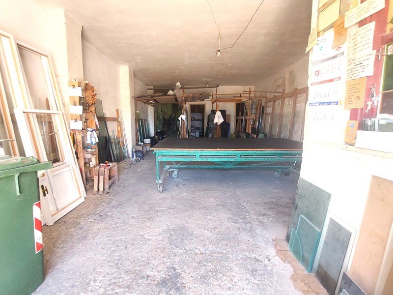 Negozio in Vendita a Chieti, 45'000€, 140 m²