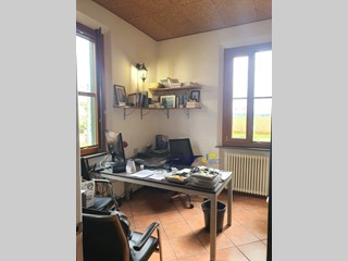 Monolocale in Vendita a Parma, 40'000€, 37 m²