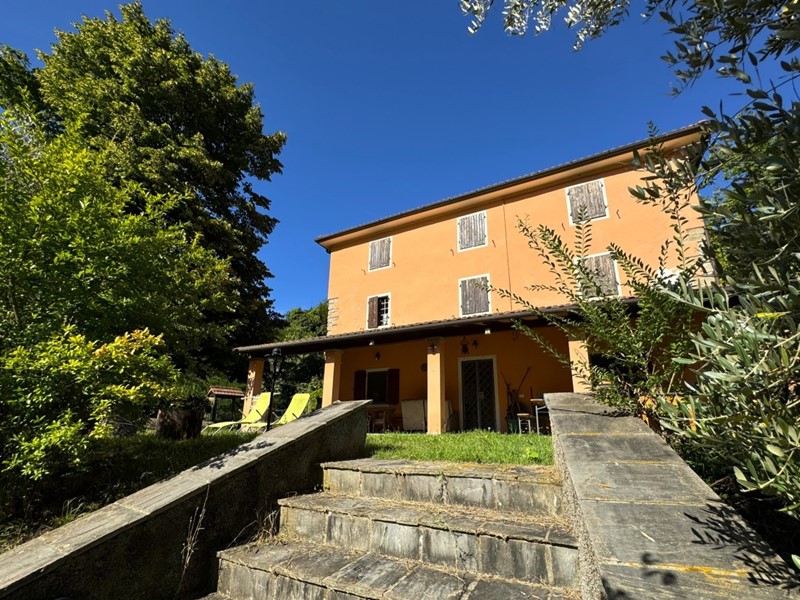 Casa Indipendente in Vendita a Cantagallo, zona Gavigno, 195'000€, 130 m²