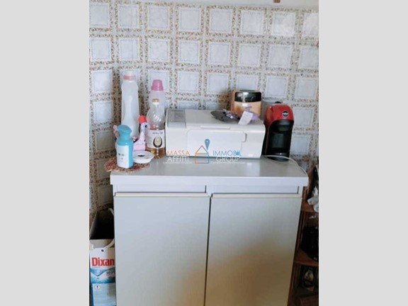Trilocale in Vendita a Massa, zona Marina Di Massa, 115'000€, 35 m², arredato