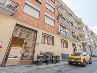Bilocale in Vendita a Torino, 64'000€, 38 m², arredato
