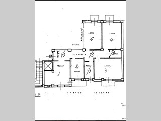 Quadrilocale in Vendita a Cosenza, zona Piazza Riforma, 120'000€, 140 m²