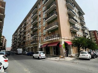 Appartamento in Vendita a Cosenza, zona Centrale, 159'000€