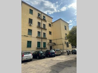 Appartamento in Vendita a Cosenza, zona Centro, 85'000€