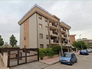 Trilocale in Vendita a Foggia, zona MACCHIA GIALLA, 148'000&euro;, 74 m², arredato