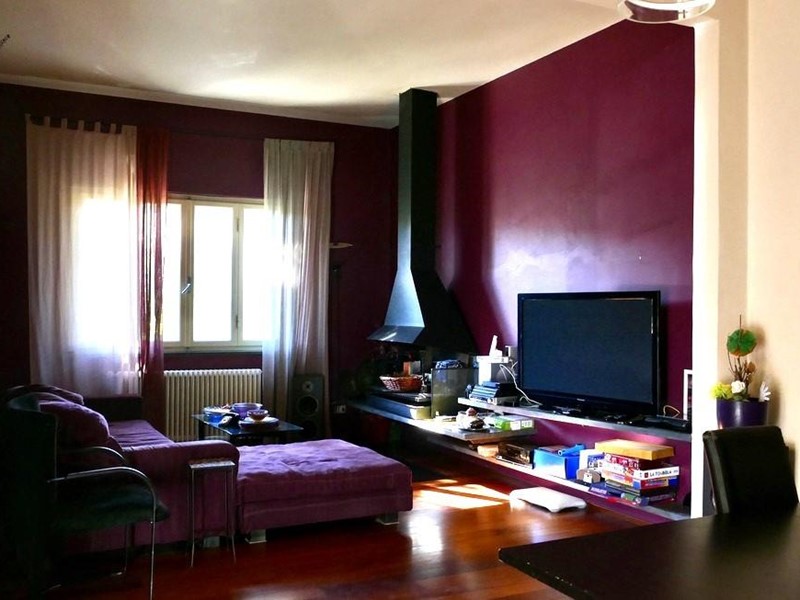 Villa in Vendita a Cascina, zona San Lorenzo Alle Corti, 550'000€, 300 m²