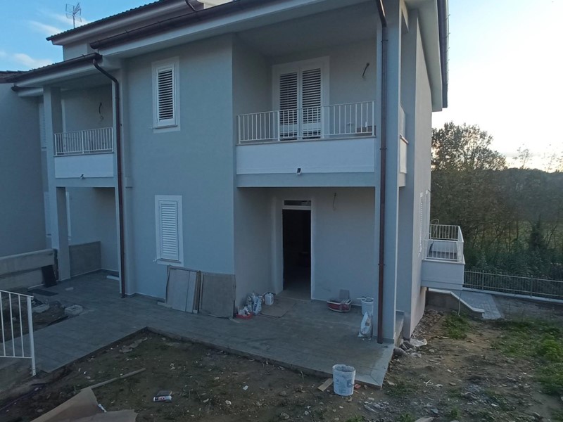 Casa Indipendente in Vendita a Montopoli in Val d'Arno, 360'000&euro;, 120 m², con Box