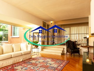 Casa Indipendente in Vendita a Livorno, 340 m²