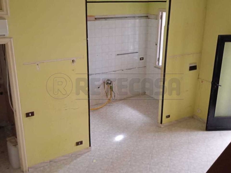Casa Semi Indipendente in Vendita a Marcianise, 71'000€, 150 m²