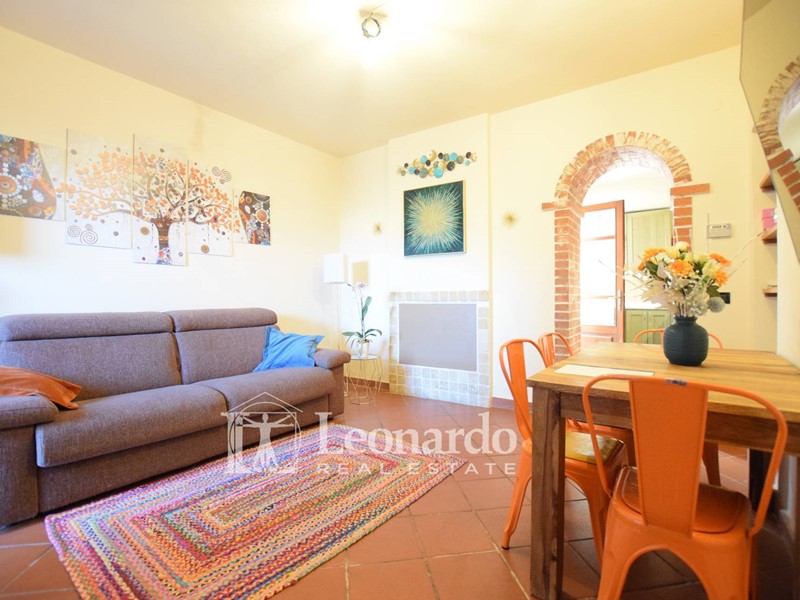Villetta a schiera in Vendita a Massarosa, zona Massarosa, 190'000€, 65 m²