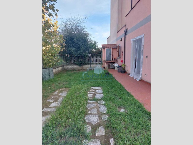Trilocale in Vendita a Castelnuovo Magra, zona Molicciara, 130'000€, 60 m², arredato