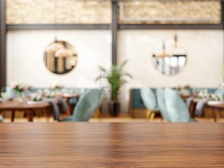 Immobile commerciale in Affitto a Lucca, zona Ovest, 2'000€, 155 m²