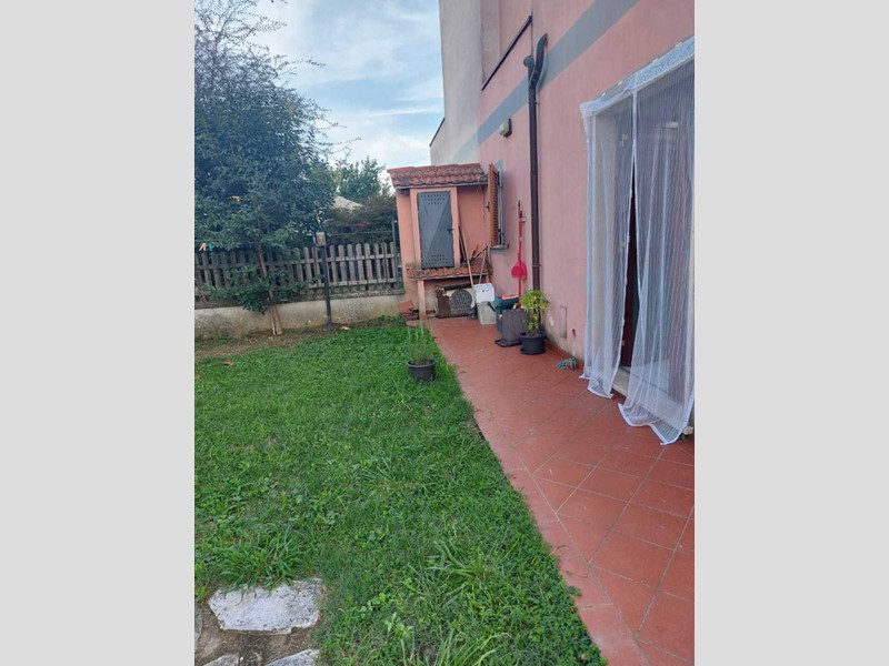 Casa Semi Indipendente in Vendita a Castelnuovo Magra, 130'000&euro;, 60 m²