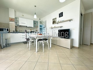 Bilocale in Vendita a Pisa, zona Calambrone, 199'000€, 50 m², arredato, con Box